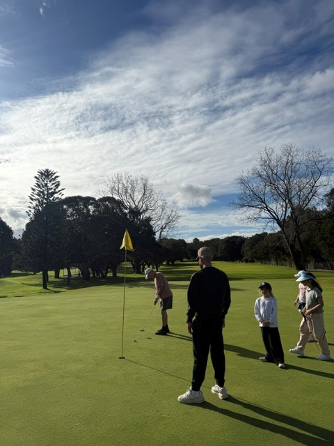 ak-golf-junior-coaching-gall-3